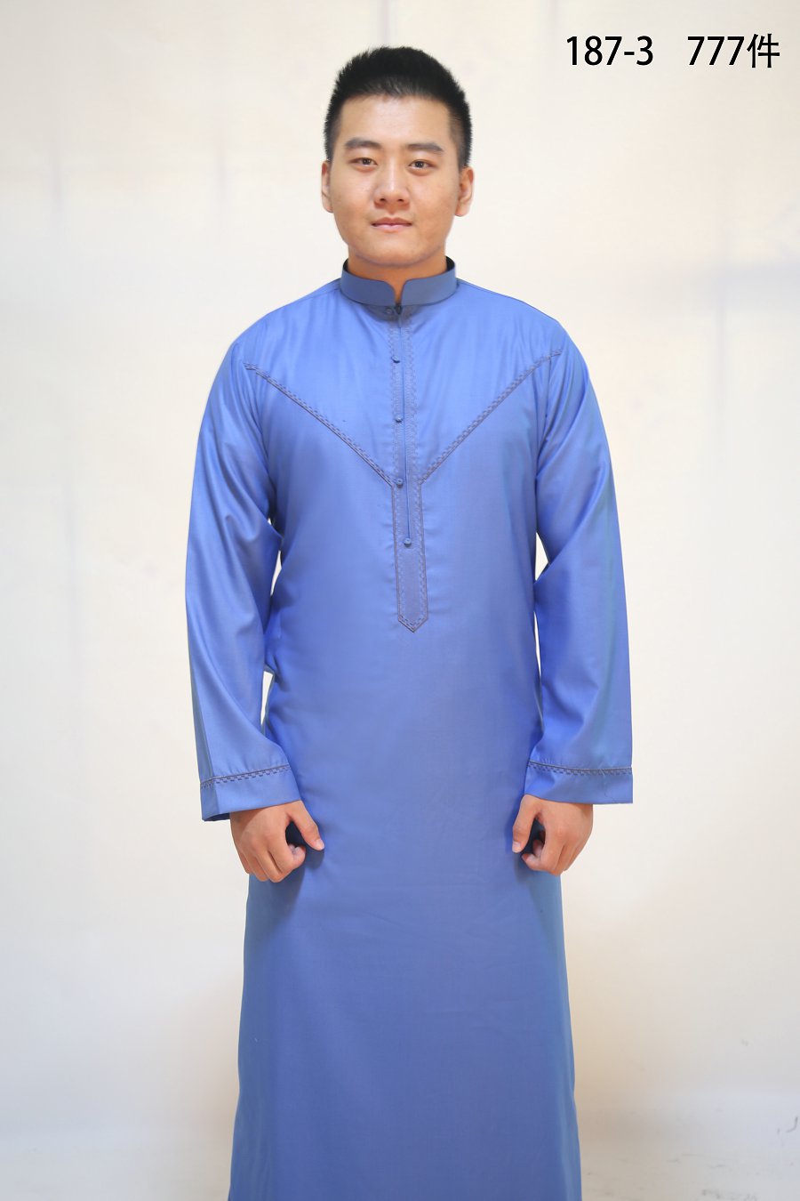 Oman robes3